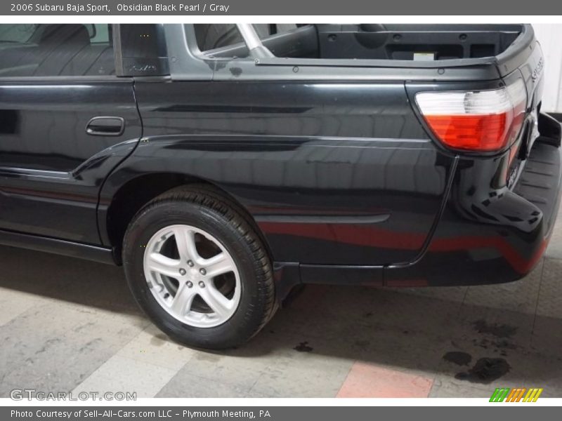 Obsidian Black Pearl / Gray 2006 Subaru Baja Sport