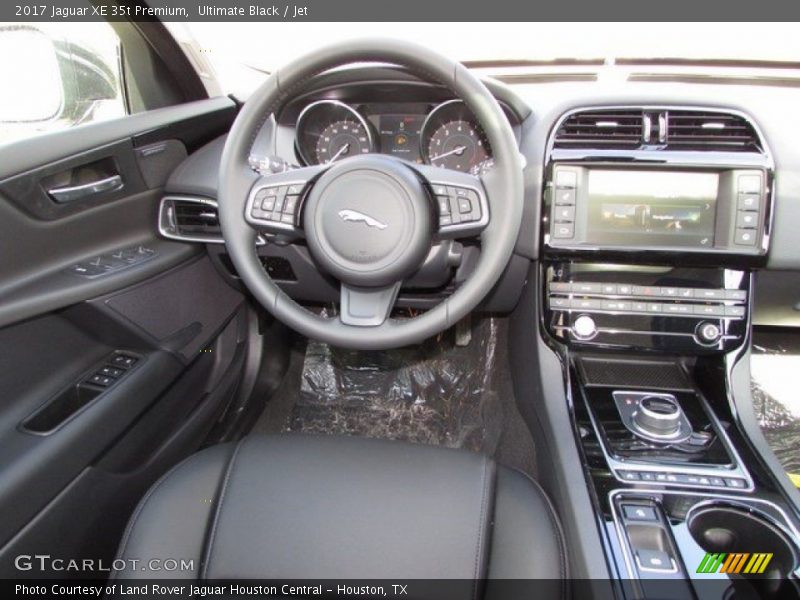 Ultimate Black / Jet 2017 Jaguar XE 35t Premium