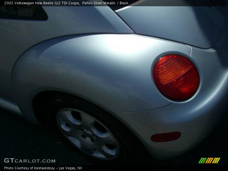 Reflex Silver Metallic / Black 2002 Volkswagen New Beetle GLS TDI Coupe