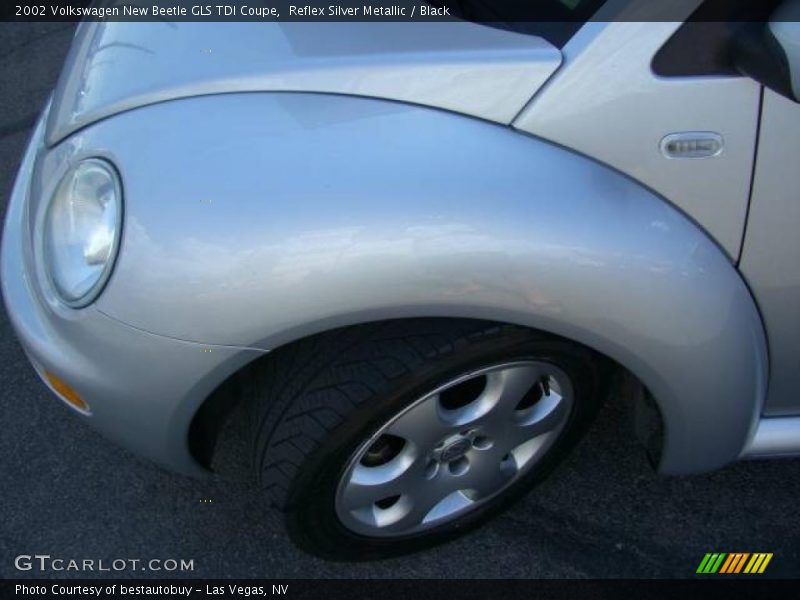 Reflex Silver Metallic / Black 2002 Volkswagen New Beetle GLS TDI Coupe