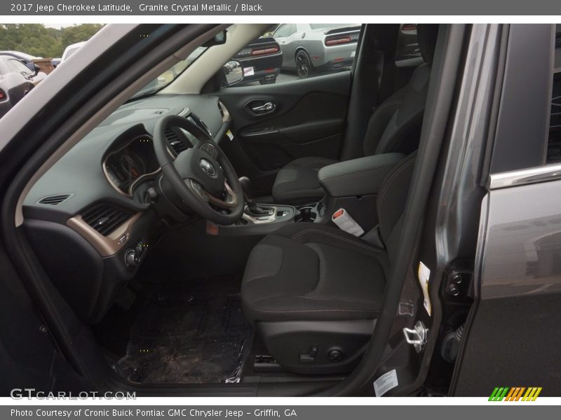 Granite Crystal Metallic / Black 2017 Jeep Cherokee Latitude