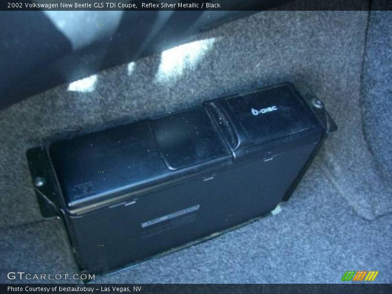 Reflex Silver Metallic / Black 2002 Volkswagen New Beetle GLS TDI Coupe