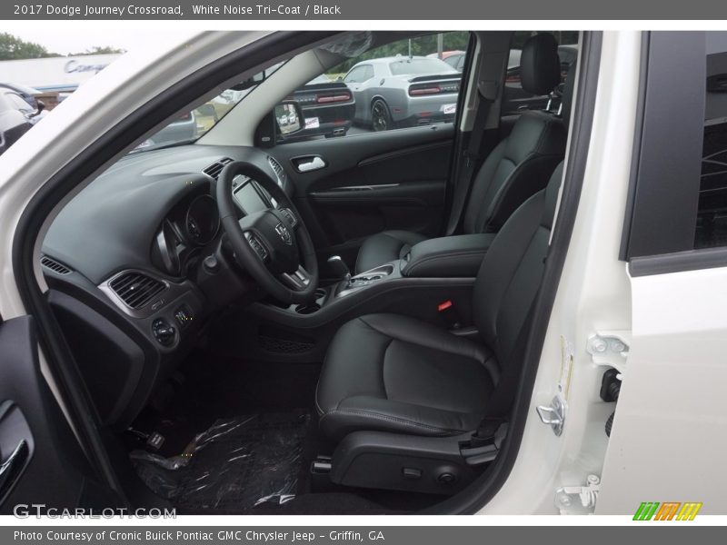 White Noise Tri-Coat / Black 2017 Dodge Journey Crossroad