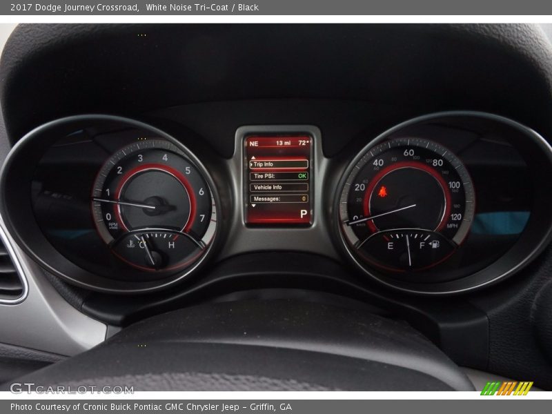 White Noise Tri-Coat / Black 2017 Dodge Journey Crossroad