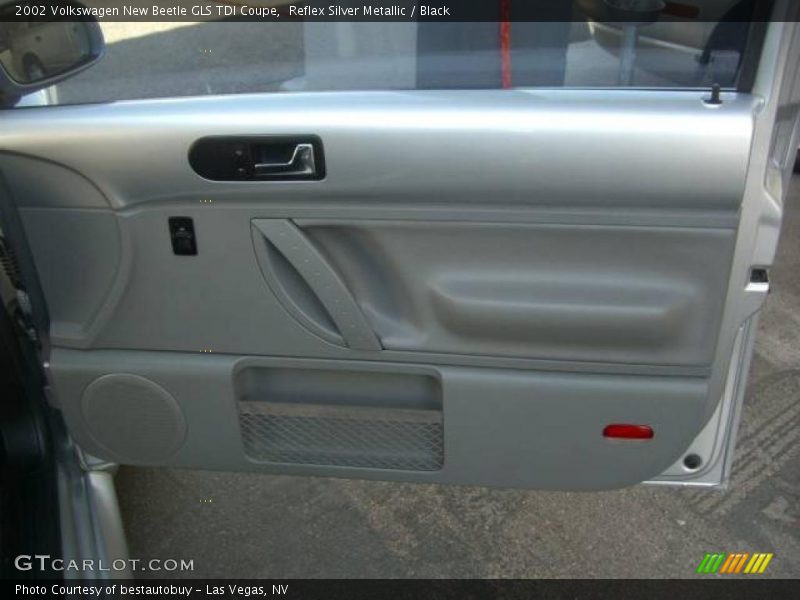 Reflex Silver Metallic / Black 2002 Volkswagen New Beetle GLS TDI Coupe