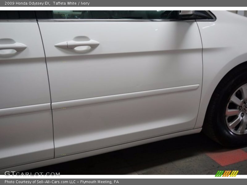 Taffeta White / Ivory 2009 Honda Odyssey EX