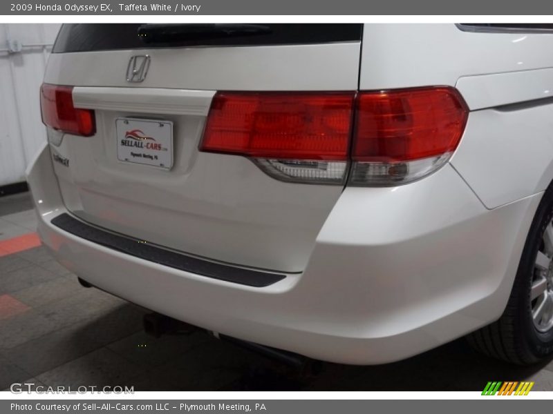Taffeta White / Ivory 2009 Honda Odyssey EX