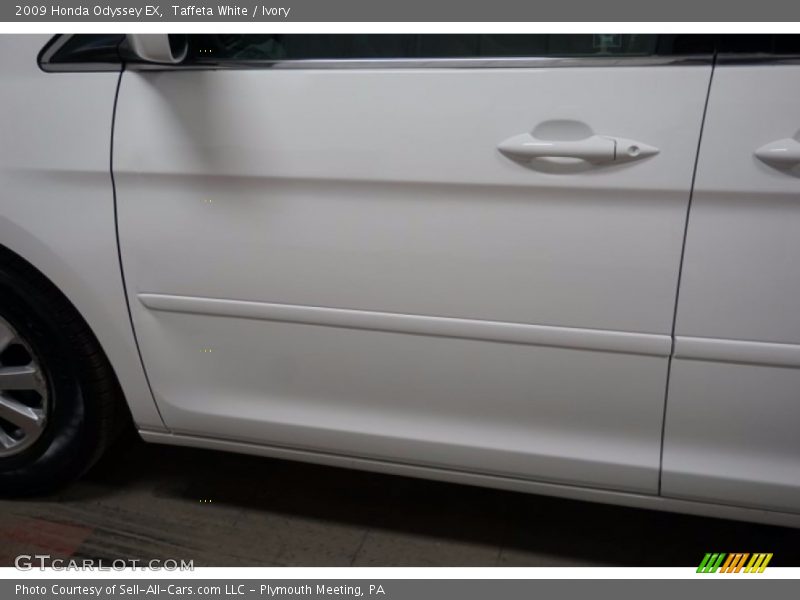 Taffeta White / Ivory 2009 Honda Odyssey EX