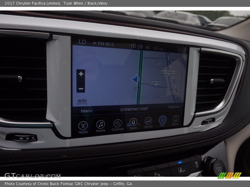 Tusk White / Black/Alloy 2017 Chrysler Pacifica Limited