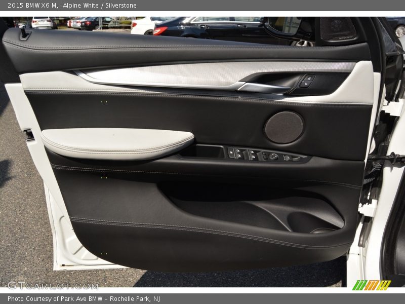 Alpine White / Silverstone 2015 BMW X6 M