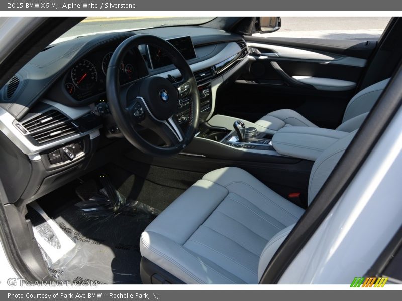 Alpine White / Silverstone 2015 BMW X6 M