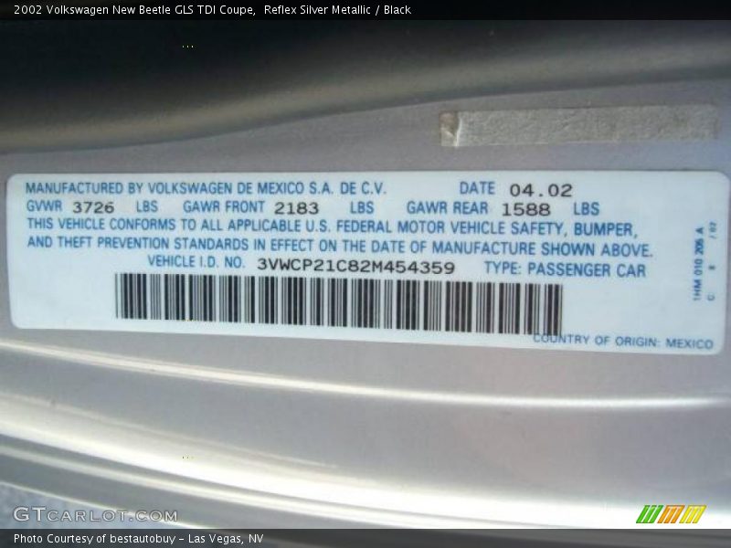 Reflex Silver Metallic / Black 2002 Volkswagen New Beetle GLS TDI Coupe