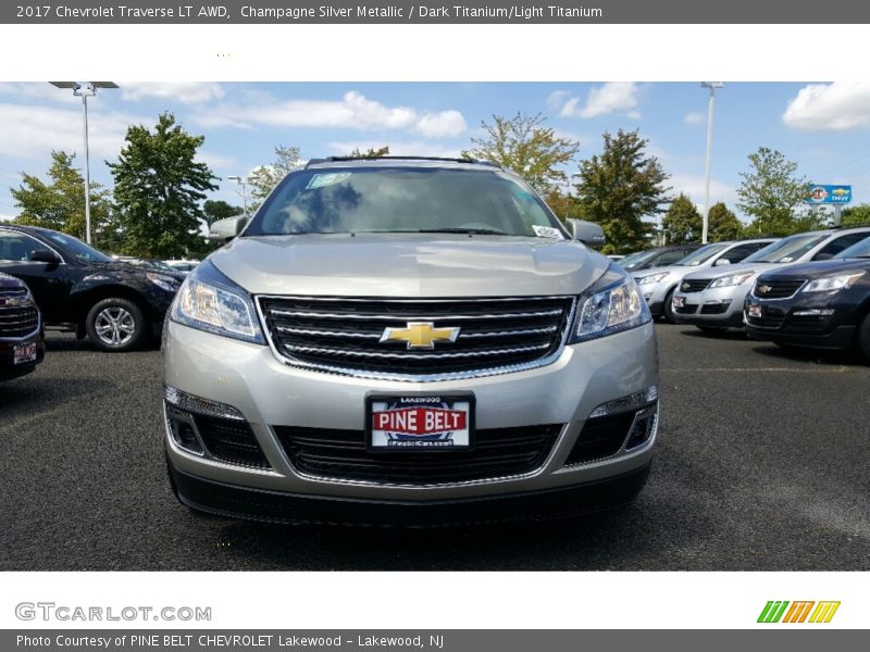 Champagne Silver Metallic / Dark Titanium/Light Titanium 2017 Chevrolet Traverse LT AWD