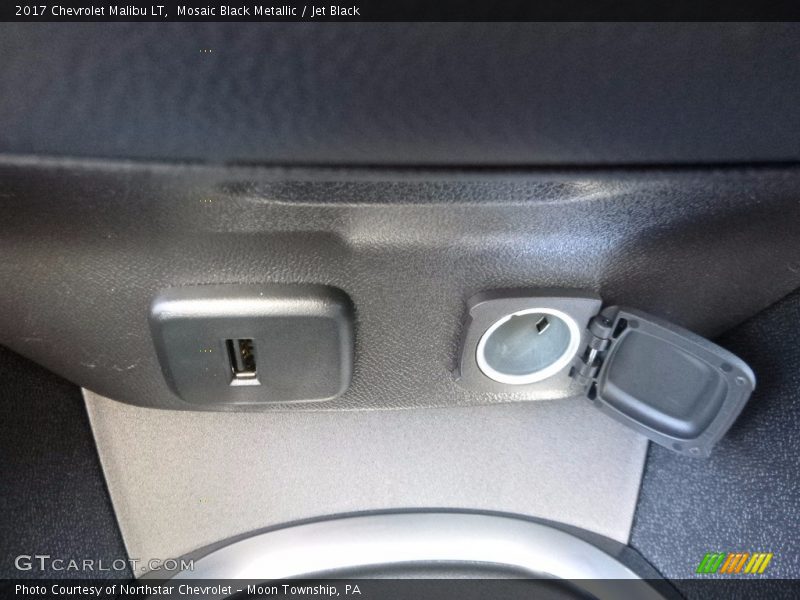 Mosaic Black Metallic / Jet Black 2017 Chevrolet Malibu LT