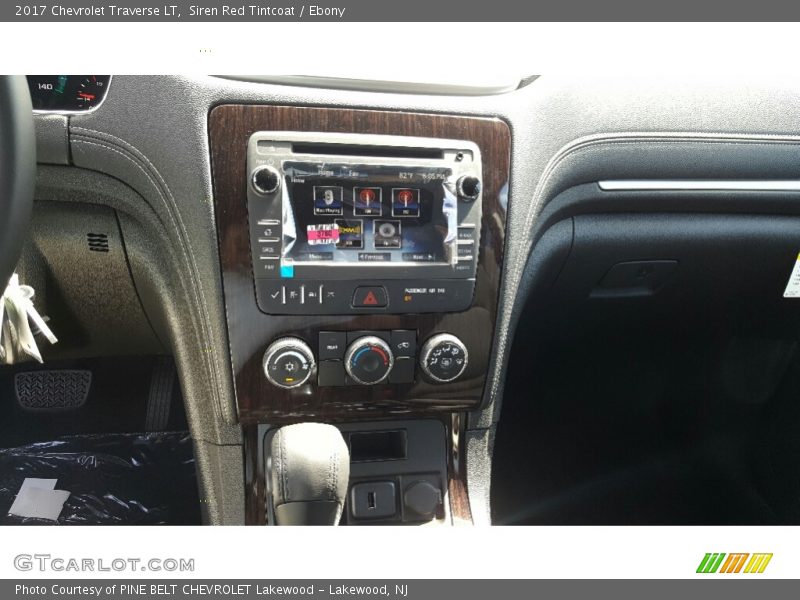Siren Red Tintcoat / Ebony 2017 Chevrolet Traverse LT