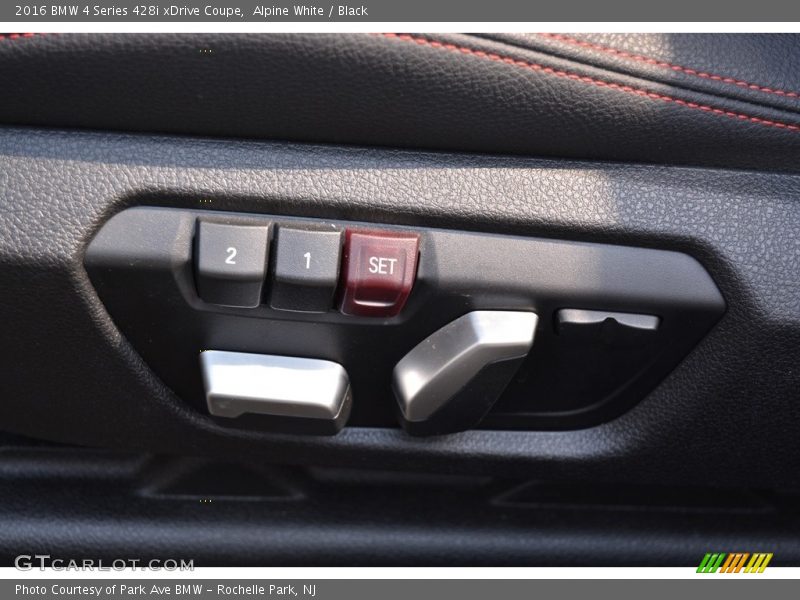 Alpine White / Black 2016 BMW 4 Series 428i xDrive Coupe