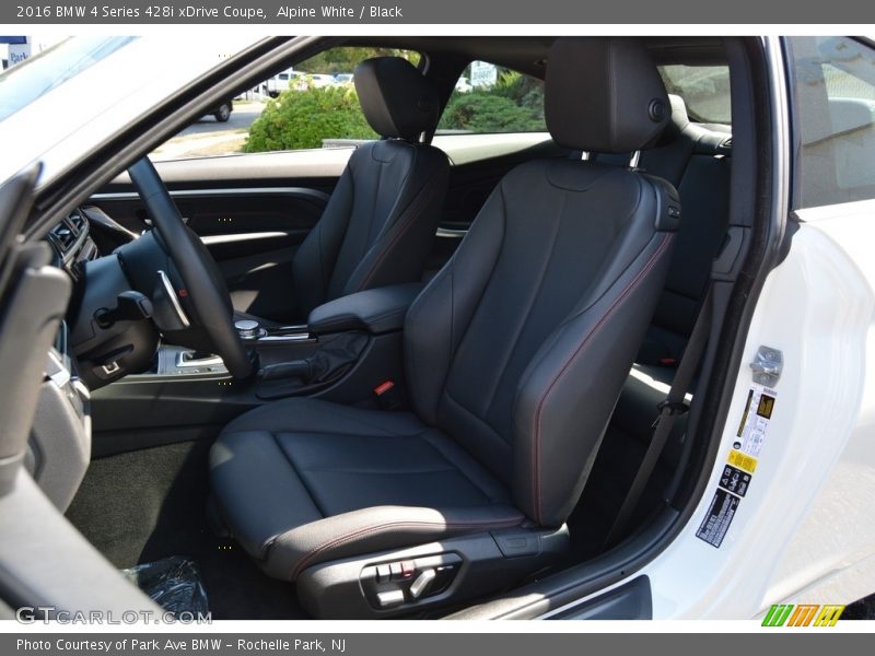 Alpine White / Black 2016 BMW 4 Series 428i xDrive Coupe