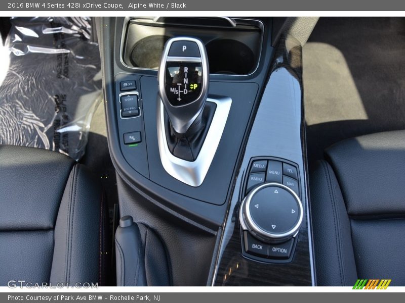 Alpine White / Black 2016 BMW 4 Series 428i xDrive Coupe