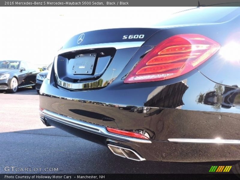 Black / Black 2016 Mercedes-Benz S Mercedes-Maybach S600 Sedan