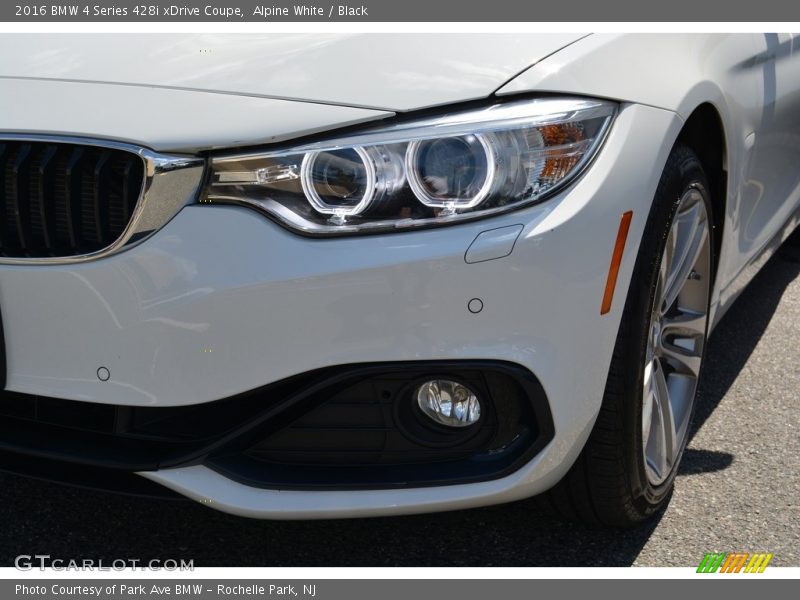Alpine White / Black 2016 BMW 4 Series 428i xDrive Coupe