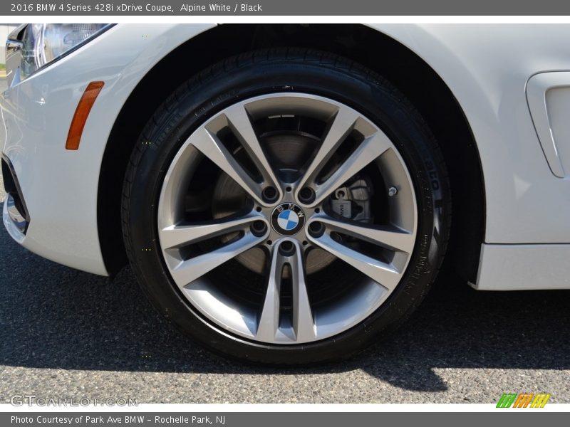 Alpine White / Black 2016 BMW 4 Series 428i xDrive Coupe