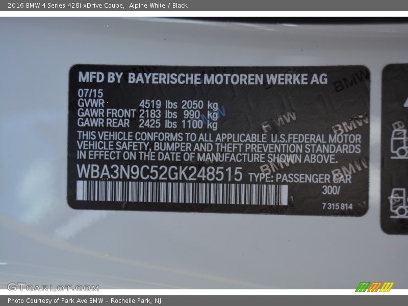 Alpine White / Black 2016 BMW 4 Series 428i xDrive Coupe