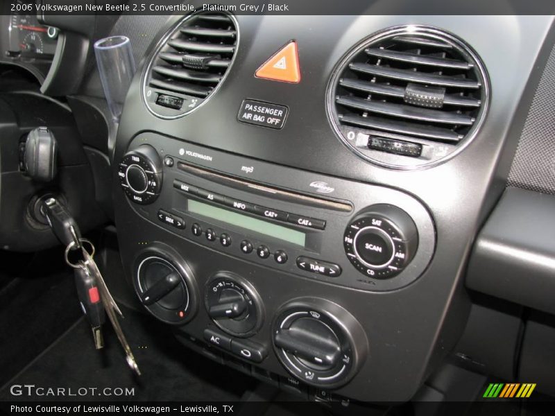 Platinum Grey / Black 2006 Volkswagen New Beetle 2.5 Convertible