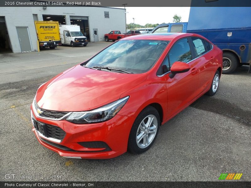 Red Hot / Jet Black 2016 Chevrolet Cruze LT Sedan