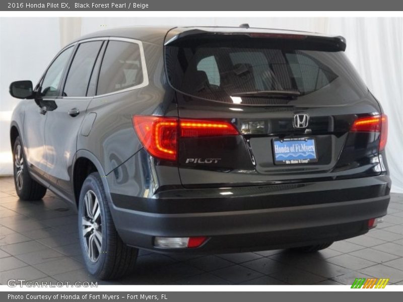 Black Forest Pearl / Beige 2016 Honda Pilot EX