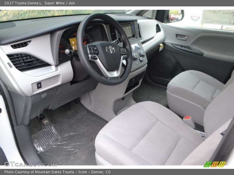  2017 Sienna L Ash Interior
