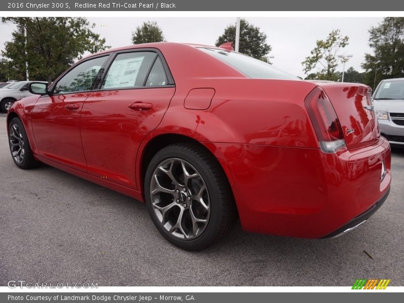 Redline Red Tri-Coat Pearl / Black 2016 Chrysler 300 S