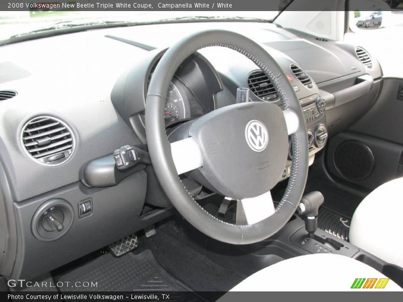 Campanella White / White 2008 Volkswagen New Beetle Triple White Coupe