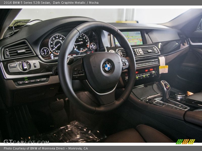 Dark Graphite Metallic / Mocha 2016 BMW 5 Series 528i Sedan