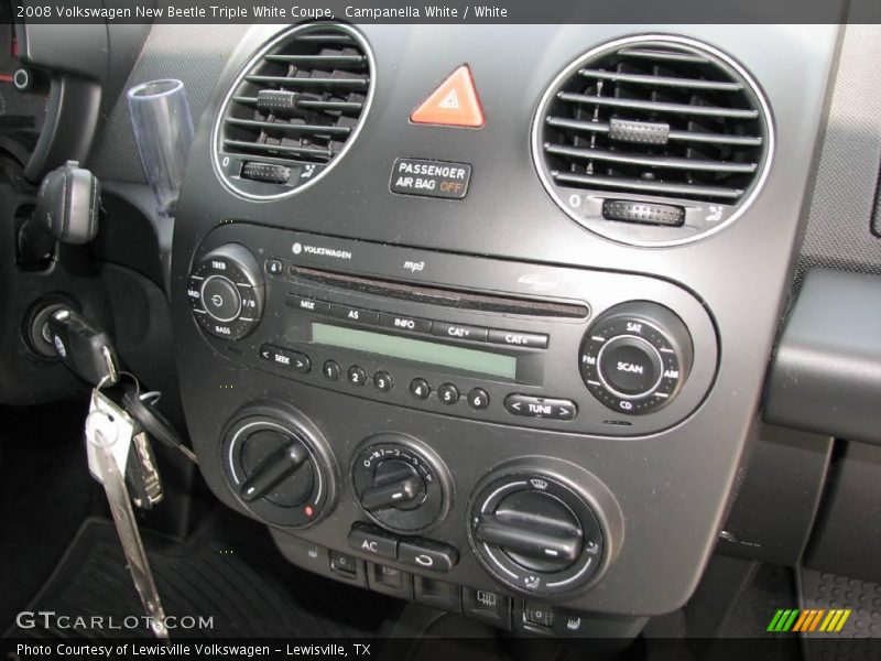 Campanella White / White 2008 Volkswagen New Beetle Triple White Coupe