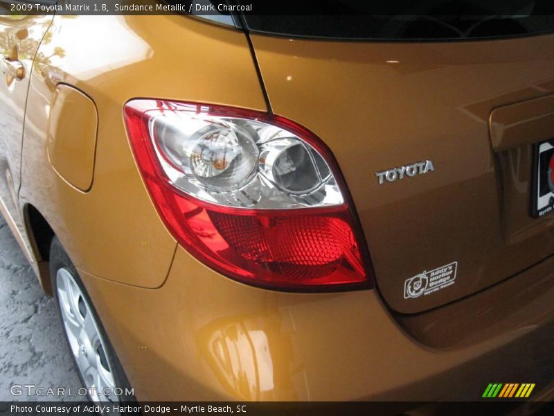 Sundance Metallic / Dark Charcoal 2009 Toyota Matrix 1.8