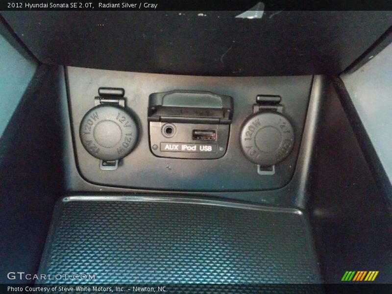 Radiant Silver / Gray 2012 Hyundai Sonata SE 2.0T
