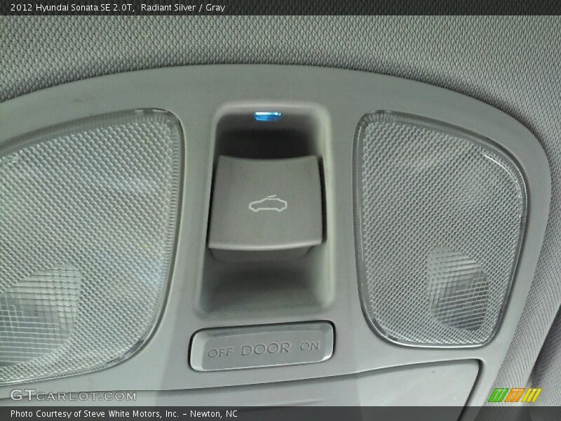 Radiant Silver / Gray 2012 Hyundai Sonata SE 2.0T
