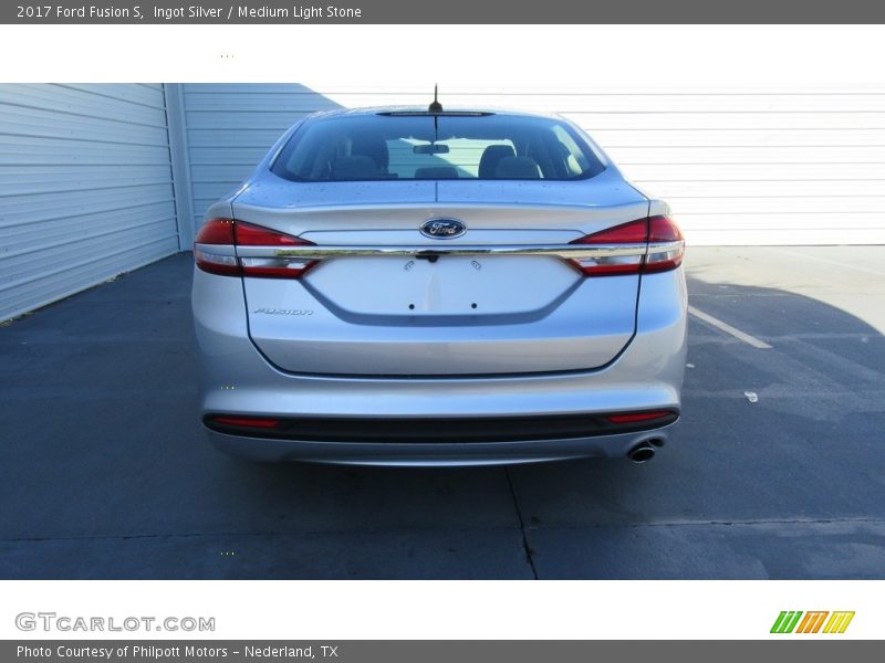 Ingot Silver / Medium Light Stone 2017 Ford Fusion S
