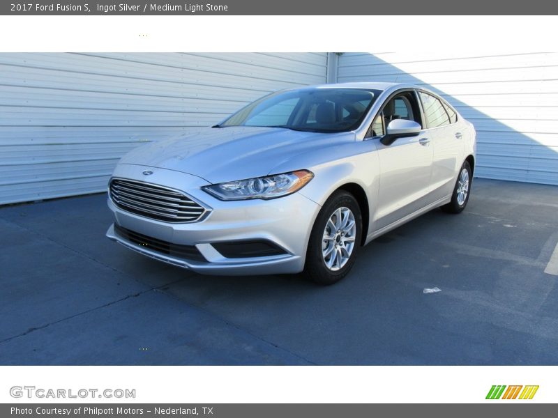 Ingot Silver / Medium Light Stone 2017 Ford Fusion S