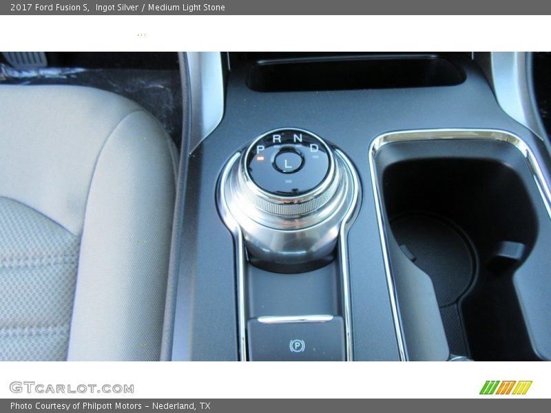 Ingot Silver / Medium Light Stone 2017 Ford Fusion S