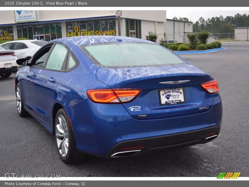 Vivid Blue Pearl / Black 2015 Chrysler 200 S
