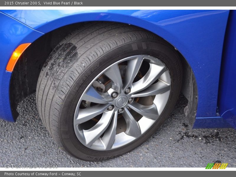 Vivid Blue Pearl / Black 2015 Chrysler 200 S