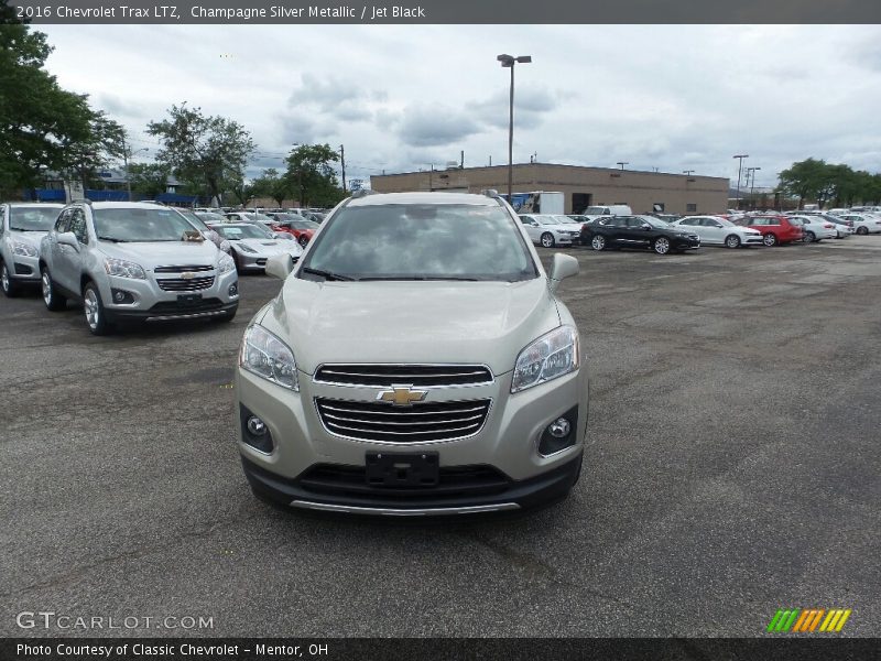 Champagne Silver Metallic / Jet Black 2016 Chevrolet Trax LTZ