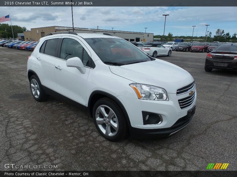 Summit White / Jet Black 2016 Chevrolet Trax LTZ