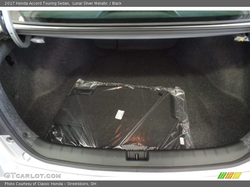  2017 Accord Touring Sedan Trunk