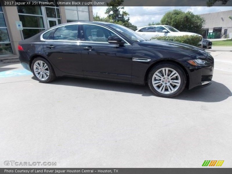 Ultimate Black / Light Oyster 2017 Jaguar XF 35t Premium