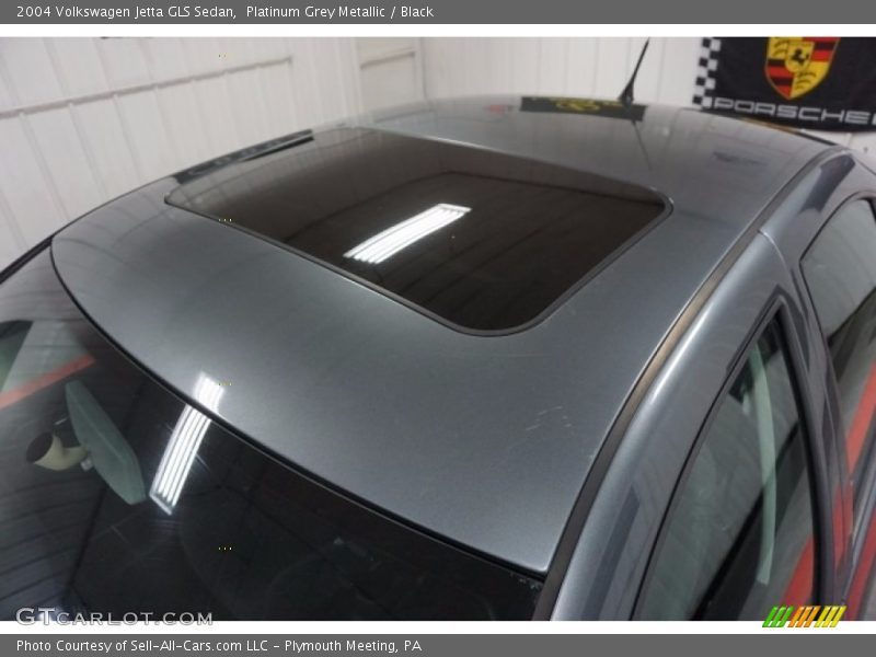 Platinum Grey Metallic / Black 2004 Volkswagen Jetta GLS Sedan