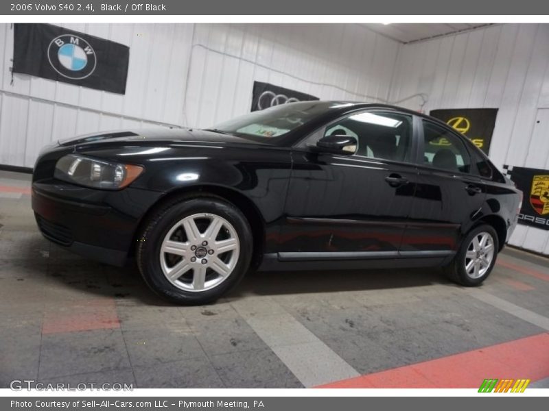 Black / Off Black 2006 Volvo S40 2.4i