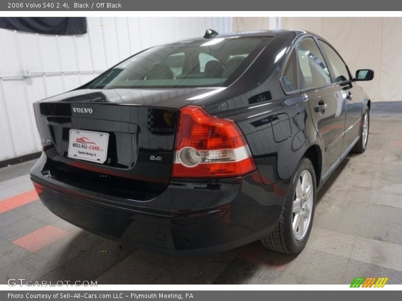 Black / Off Black 2006 Volvo S40 2.4i