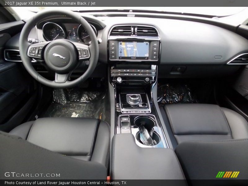 Ultimate Black / Jet 2017 Jaguar XE 35t Premium